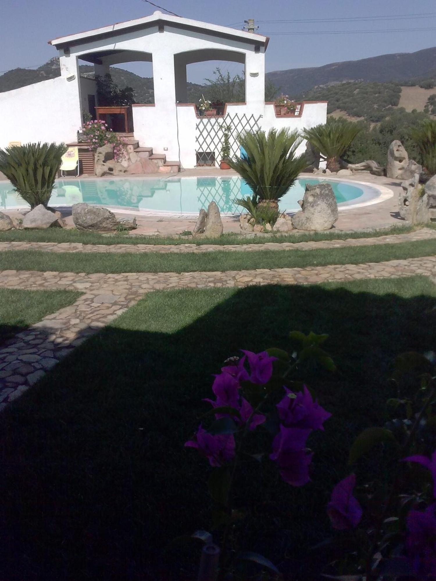 Agriturismo B&B Domo De Resteblas Berchidda Ngoại thất bức ảnh