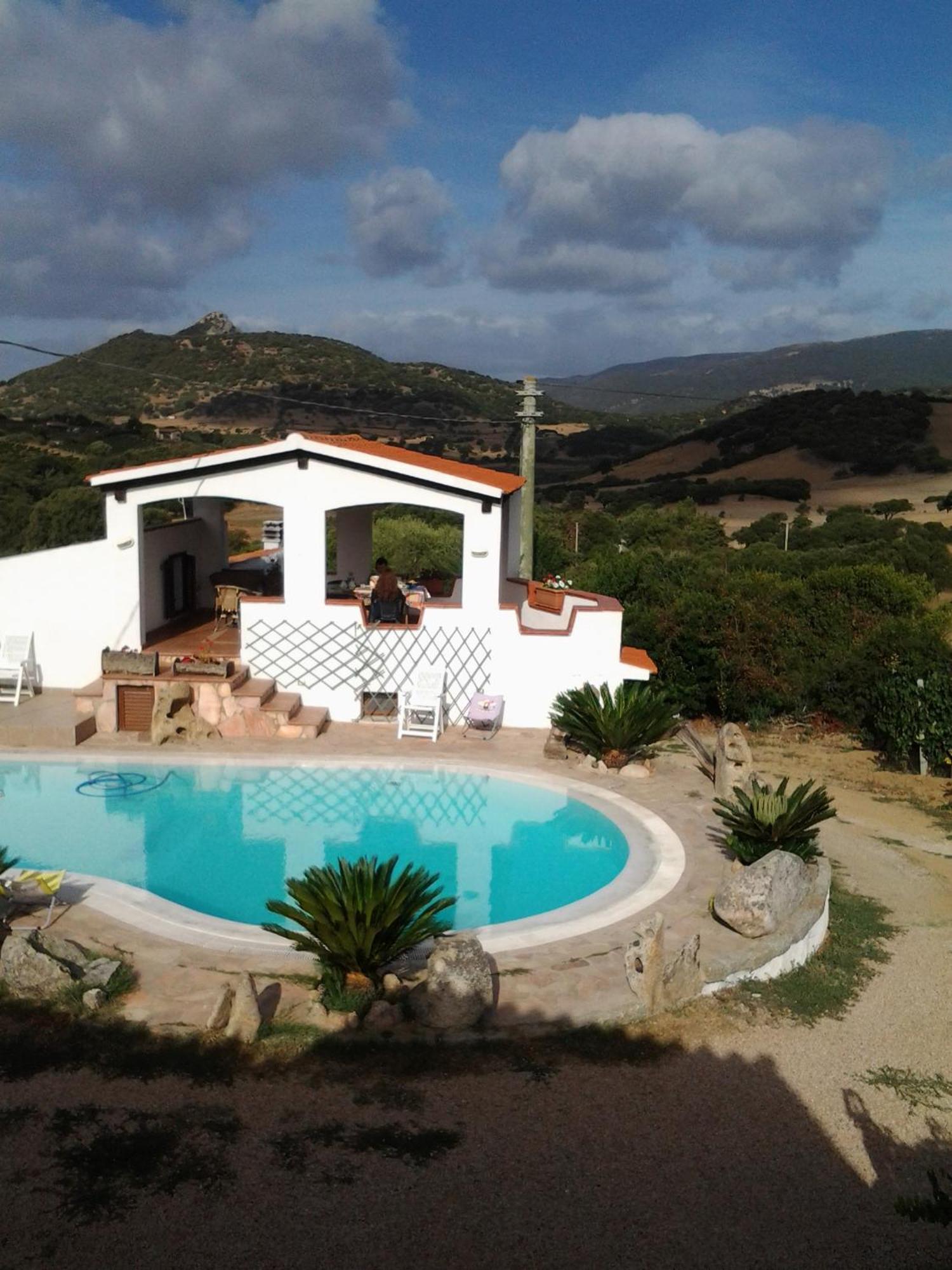 Agriturismo B&B Domo De Resteblas Berchidda Ngoại thất bức ảnh